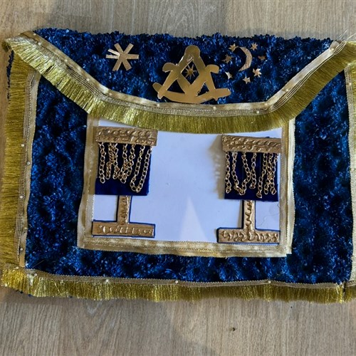 Masonic apron 