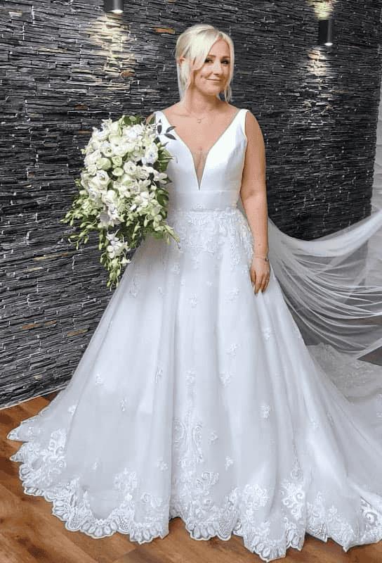 Wedding flowers by Florabunda Whitburn